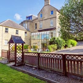 Wentworth House - Free Parking, hotel v destinaci Bath
