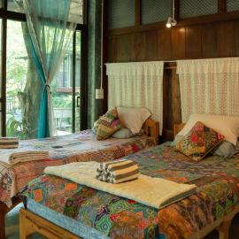 Art House at Chiangdao - Lake House, hotel in Chiang Dao