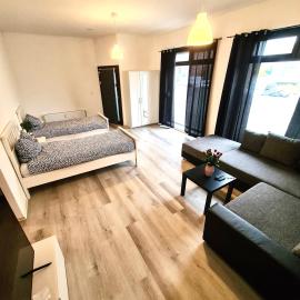 Loft Riva II - Terrasse, Smart TV, Klimaanlage, Parkplatz frei, Minibar