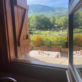 CHECK-IN CASAS Cumbre de Benasque, hotell sihtkohas Eriste