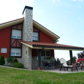 Madarian, Hotel in Lezama