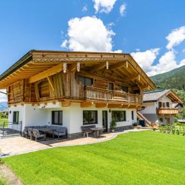 Chalet Bodahof, hotel di Aschau