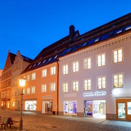Hotel Füssen, מלון בפוסן