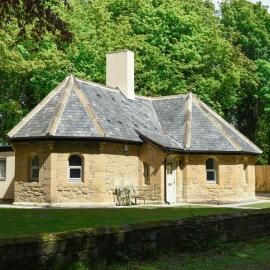 The Lodge Alnwick, hotel in Alnwick