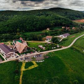 Pension Domeniul Regilor, hotel u gradu 'Ciurila'