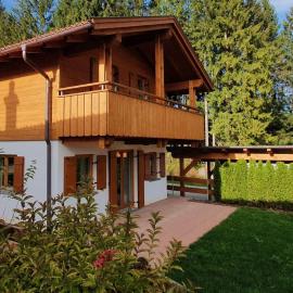 Ferienhaus Happyplace, отель в городе Illach