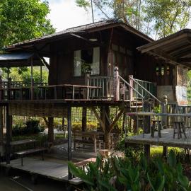 Art House at Chiangdao - Moon House