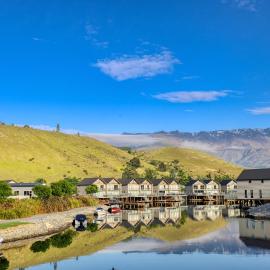 Lake Resort by Marsden, готель у місті Кромвель
