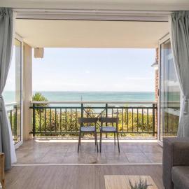 Luxury Studio with a View, hotel in Summerstrand