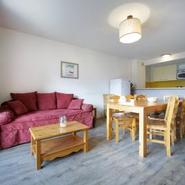 Appartement Confort 10 Pers. à Peyragudes - 3 Ch, Balcon Sud, Près des Pistes - FR-1-695-1, hotel v destinácii Germ