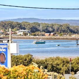 Penguin Lakeview Merimbula