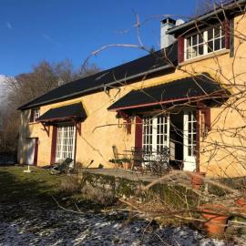 Villa du Cerney - Lake des Settons, מלון בMoux-en-Morvan