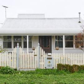 Miners Cottage lancefield, хотел в Lance Field