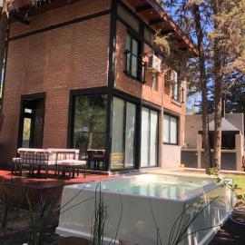 Entrepinos, hotel in Mendoza