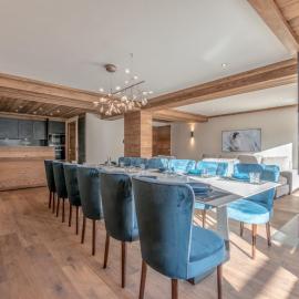 Appartement de Luxe aux Allues : 5 Ch, Skis aux Pieds, Terrasses, Services Premium - FR-1-613-18, hotel in Méribel