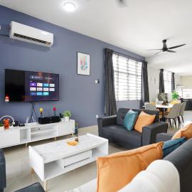 Desaru 37M7 Morandi colour theme by Joyfully, hotel in Desaru