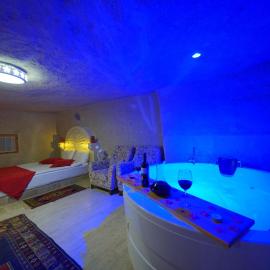 Fosil Cave Hotel, hotel u gradu Ortahisar