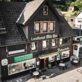 Landhotel Alte Aue, hotel v mestu Altenau