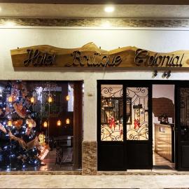 Hotel Boutique Colonial Cartago、カルタゴのホテル