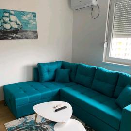 Cozy Apartment, hotel a Lukavica