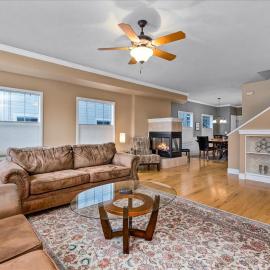 Spacious 3 Story Home in the Boise Foothills, hotel in Boise