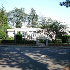 Ruhiges Haus mit privatem Garten, hotel a Halstenbek