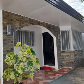 Silay DennisFhin Residence，Silay的飯店