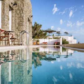 Pelican Bay Hotel, hótel í Platis Yalos