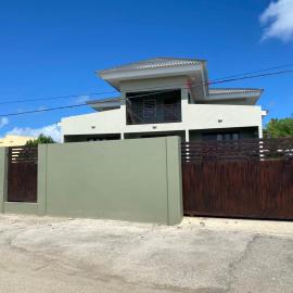 Cataleya Apartments Near Airport, Hotel in Willemstad