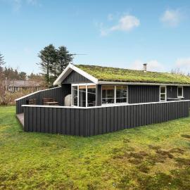 Cozy Home In Pandrup With Kitchen, Hotel in Pandrup