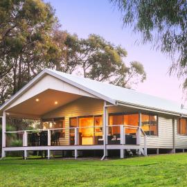 Acacia Chalets Margaret River, hotel in Margaret River