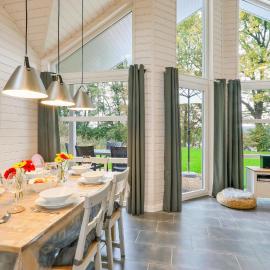 Beautiful Home In Krems Iiwarderbrück With Sauna