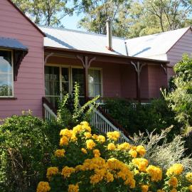 Bilyana Cottages、Croftbyのホテル