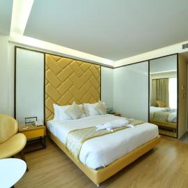 The President Hotel, kumarapark