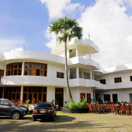 Amis Hotel & Restaurant, hotel v mestu Jaffna