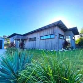 Scandi at Stieglitz Sleeps 6 Modern & Stylish