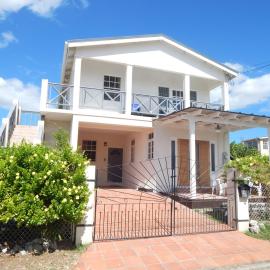 Heywoods Villa, hotell i Saint Peter