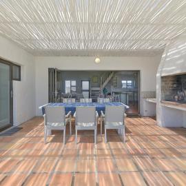 Struisbaai Holiday Home: Struisbaai şehrinde bir otel