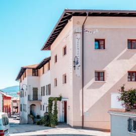 Garnì Vecchio Comune, hotell i Flavon