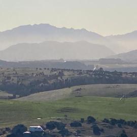 Top of the world studio nestled in the rock, Hotel in Queensberry