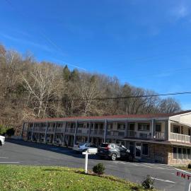Econo Lodge Jefferson Hills Hwy 51 โรงแรมในClairton
