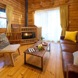 Suite Villa Nasukogen Finland Log, hotel in Shiozawa