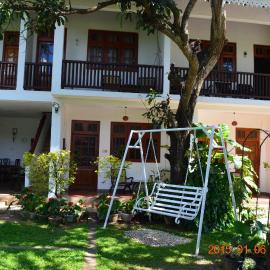 Little Paradise Tourist Guest House and Holiday Home, hotel in Anuradhapura