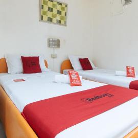 RedDoorz @ Golden Travellers Inn Antique, hotel di Hamtic