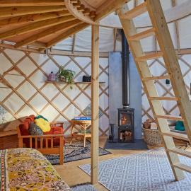 Puckaster Cove Luxury Yurt, hotel din Niton