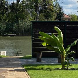 Aloha Hawaii Lak, hotel in Békésszentandrás