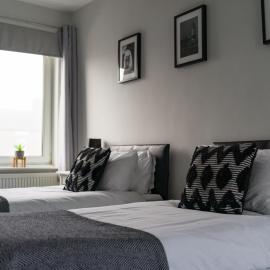 Hawthorn House-Sleeps 4-Pet friendly-Parking, hotel en Ashington