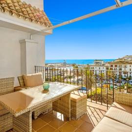 CasaBella Marina Duquesa, hotel a Manilva