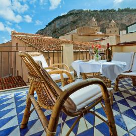 Hotel La Plumeria, hotel Cefalùban