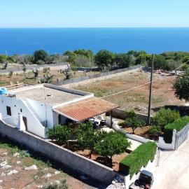 Villa Murena - Con Piscina Privata e Splendida Vista Mare, Hotel in Alessano